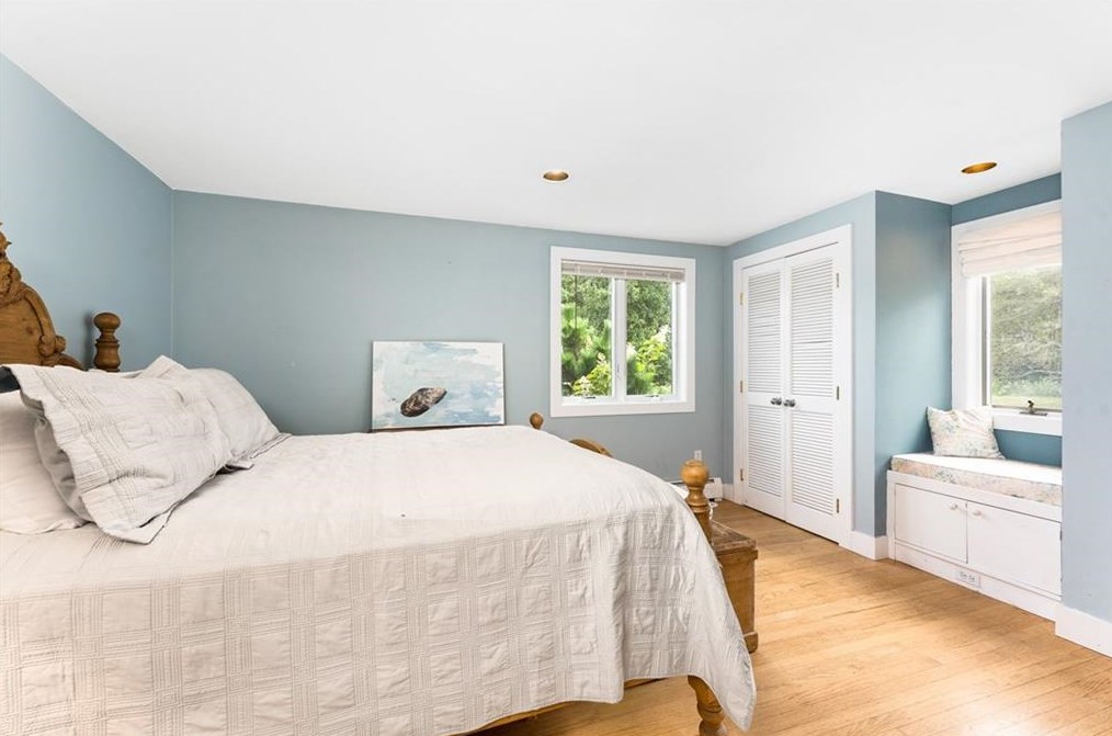 179 Taylor Rd, Portsmouth RI  02871-5416 exterior