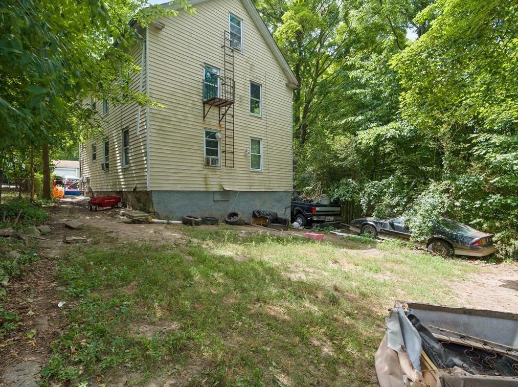 29 Spring St, West Warwick RI  02893-5320 exterior