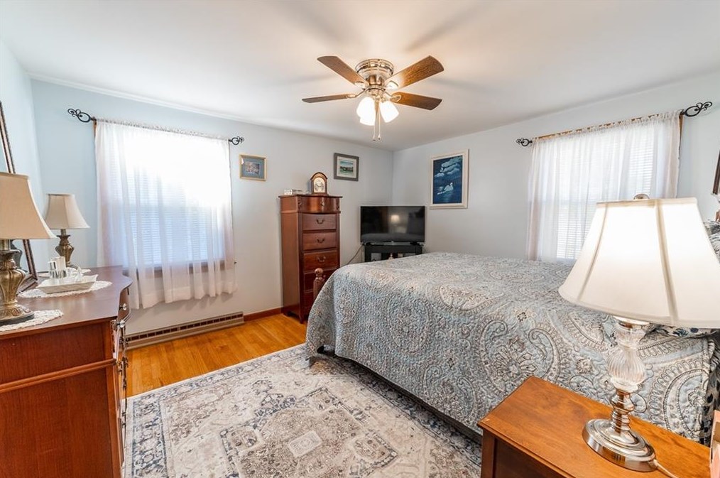 68 Brookside Ave, North Providence RI  02911-1538 exterior