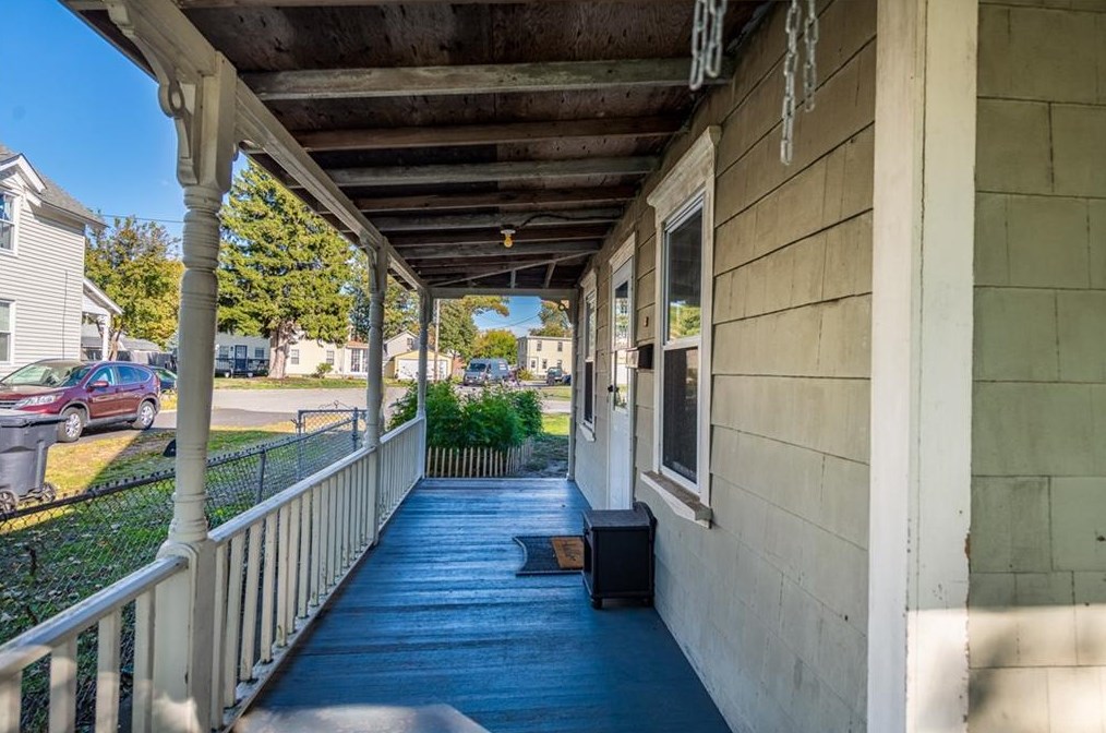 45 Jackson Ave, East Providence RI  02915-5418 exterior