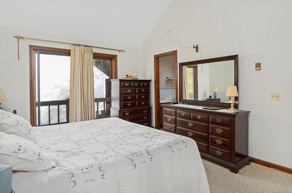 10 Mizzen Ave, Jamestown RI  02835-3026 exterior