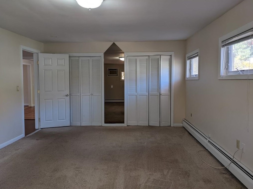 13 Howard St, Smithfield RI  02917-3639 exterior