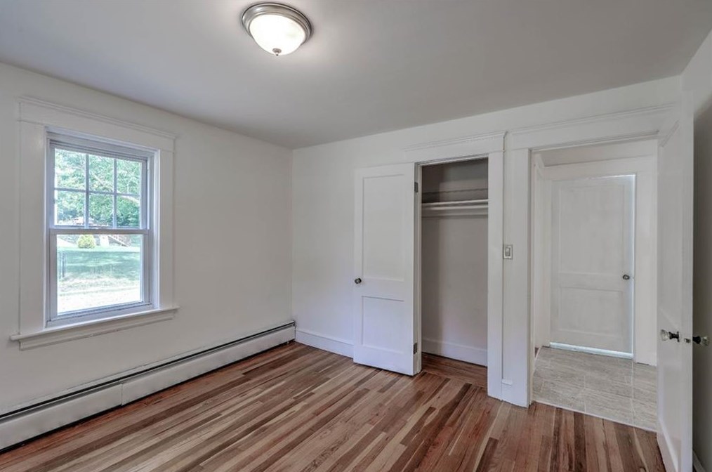 17 Clinton Ave, Scituate RI  02831-1721 exterior