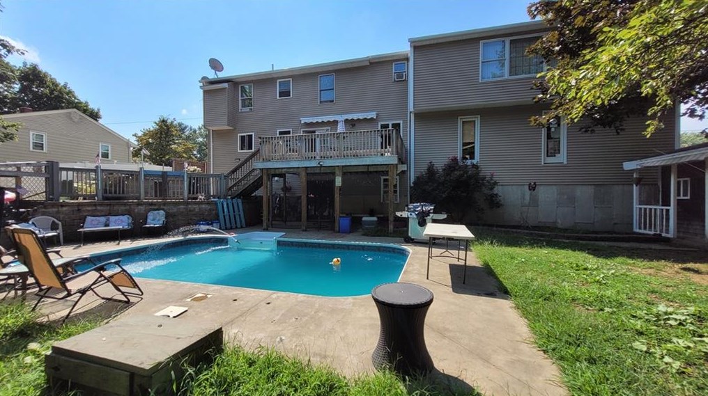 64 Lockwood St, West Warwick RI  02893-2109 exterior