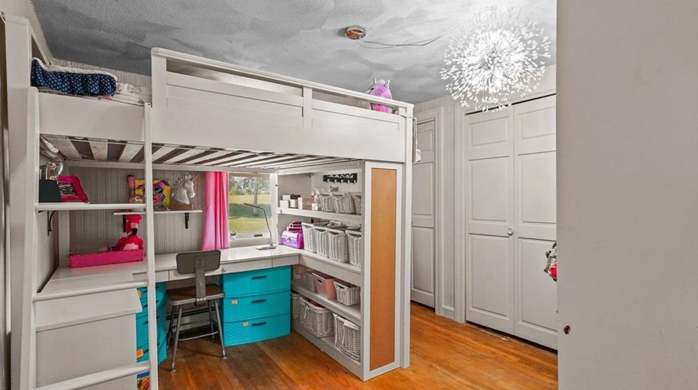 138 Gleaner Chapel Rd, Scituate RI  02857-1269 exterior