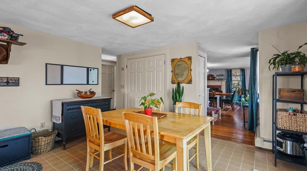 138 Gleaner Chapel Rd, Scituate RI  02857-1269 exterior