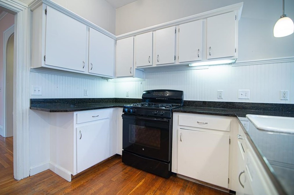 68 Dexter St #1, Providence, RI 02909
