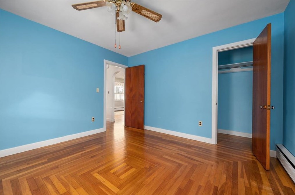 1940 Providence Pike, North Smithfield RI  02896-9304 exterior