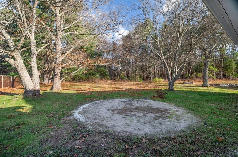 1940 Providence Pike, North Smithfield RI  02896-9304 exterior