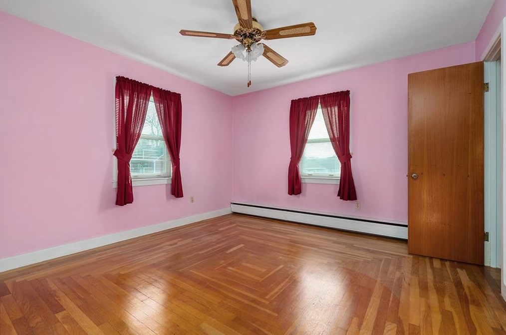 1940 Providence Pike, North Smithfield RI  02896-9304 exterior