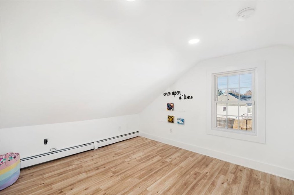 49 Randall St, Cranston RI  02920-5023 exterior