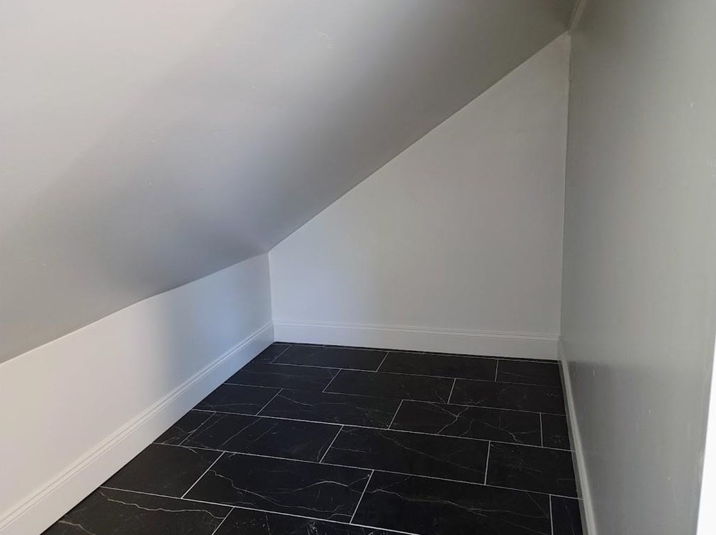 8 Jesse Davis Ln, Barrington RI  02806-4422 exterior