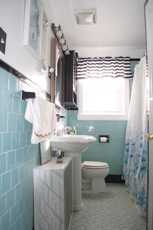 6 Miami St, West Warwick RI  02893-3018 exterior