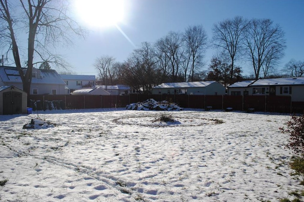 6 Miami St, West Warwick RI  02893-3018 exterior