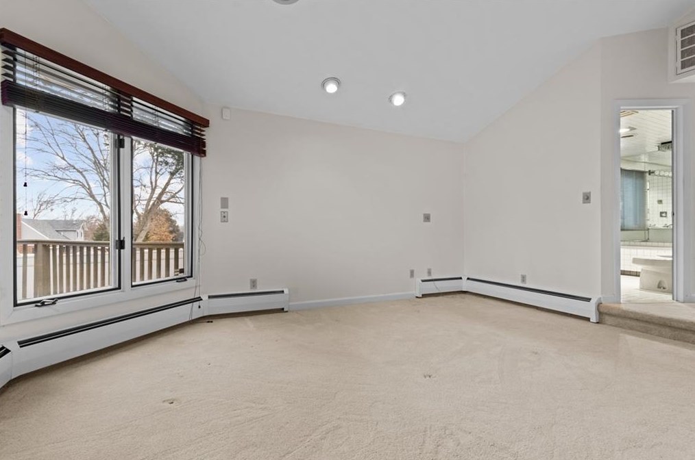 45 Rangeley Rd, Cranston RI  02920-6042 exterior