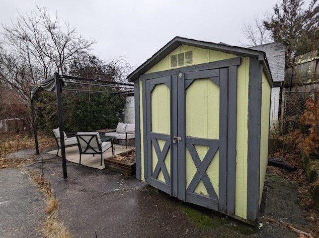 11 Ball Ave, West Warwick RI  02893-1504 exterior