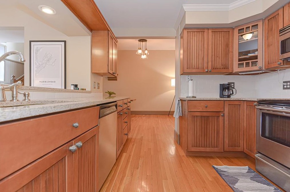 10 East St #5, Providence, RI 02906