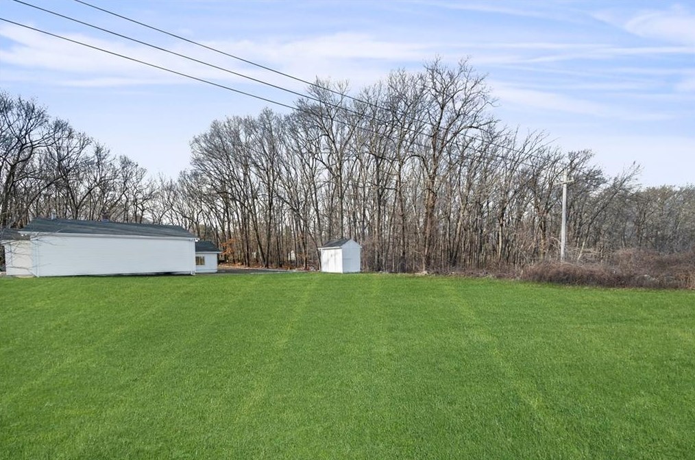 94 Old Pocasset Rd, Providence, RI 02919