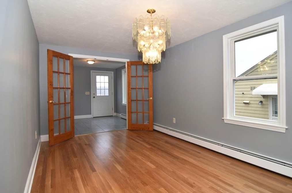 210 Holland St, Cranston RI  02920-2427 exterior