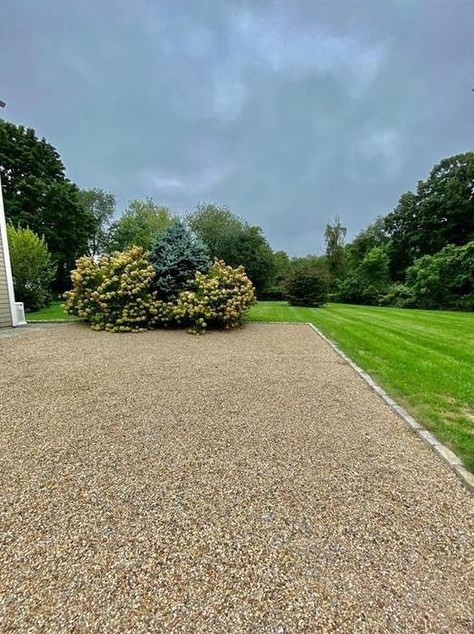 5 Brick Pond Dr, Barrington RI  02806-4023 exterior