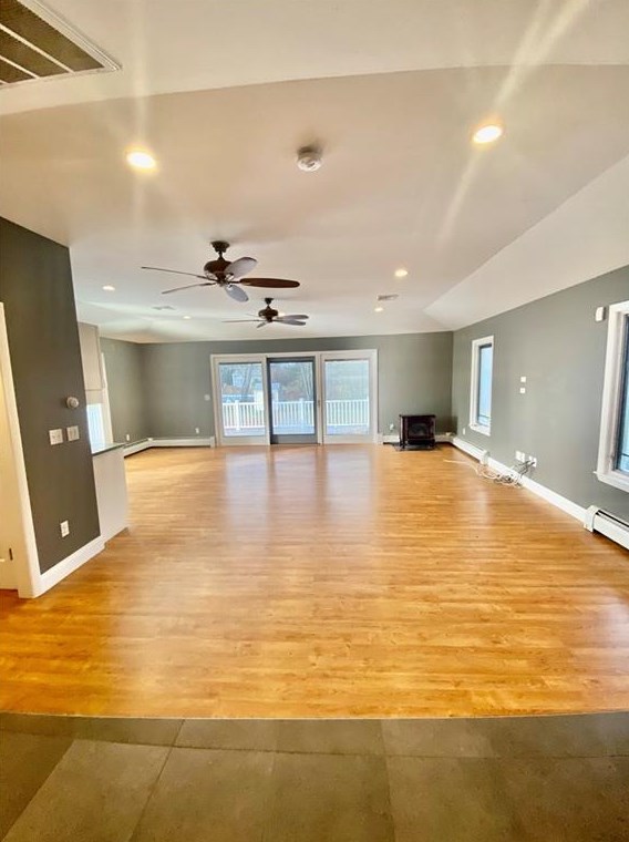 5 Brick Pond Dr, Barrington RI  02806-4023 exterior