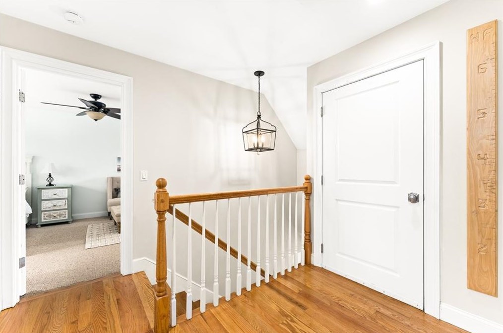 14 Harrison St, Bristol RI  02809-4402 exterior