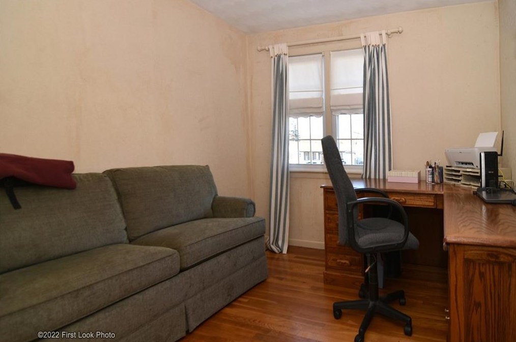 28 Chamber Rd, West Warwick RI  02893-5509 exterior