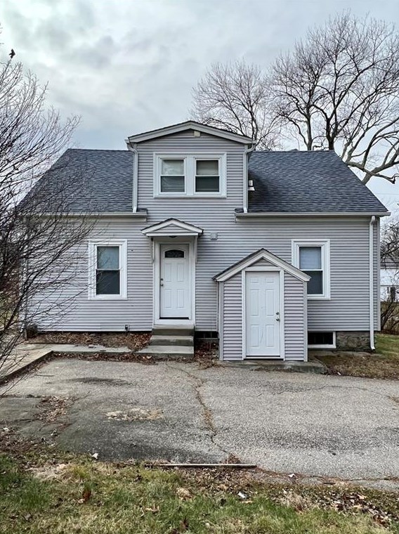 44 Coit Ave, West Warwick RI  02893-3057 exterior