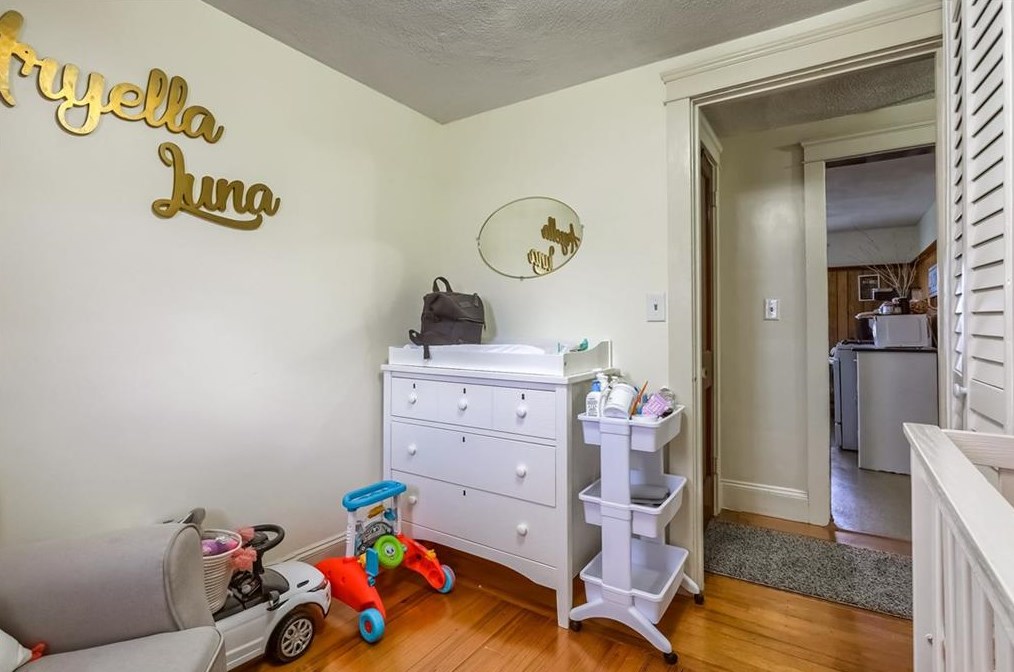 60 Maplewood Ave, Cranston RI  02920-7023 exterior