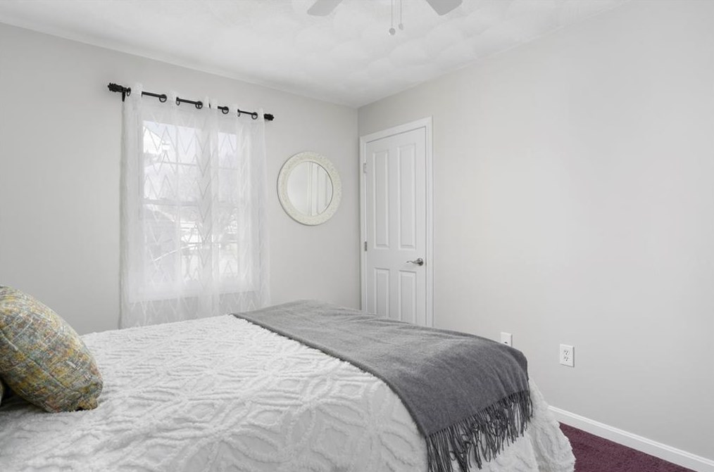 72 Memorial Dr, Pawtucket RI  02860-5531 exterior