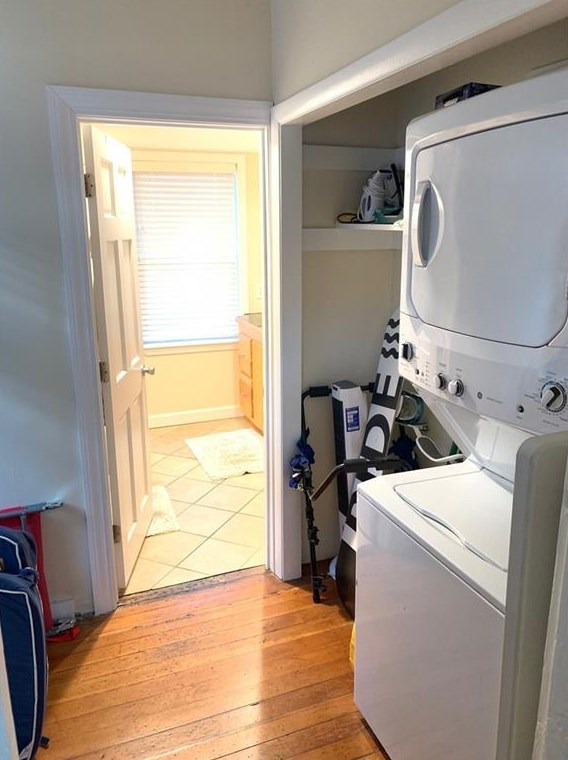 34 Brewer St #2, Middletown, RI 02840