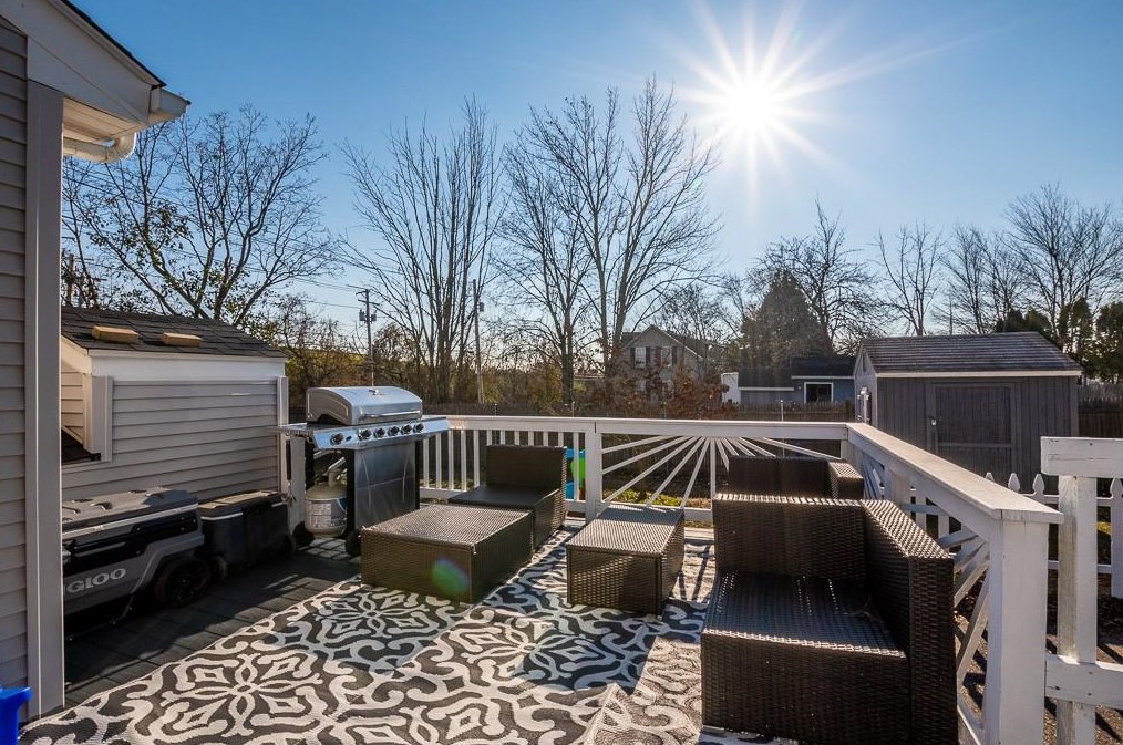 4 Mayfield Ave, Cranston RI  02920-2011 exterior