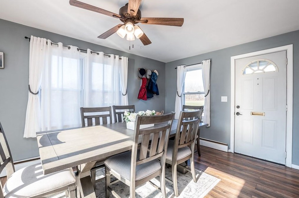 4 Mayfield Ave, Cranston RI  02920-2011 exterior