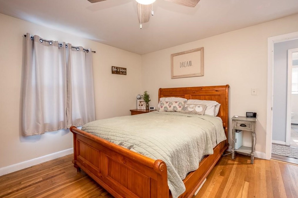 4 Mayfield Ave, Cranston RI  02920-2011 exterior