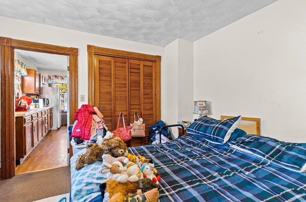 30 Mason St, West Warwick RI  02893-3049 exterior