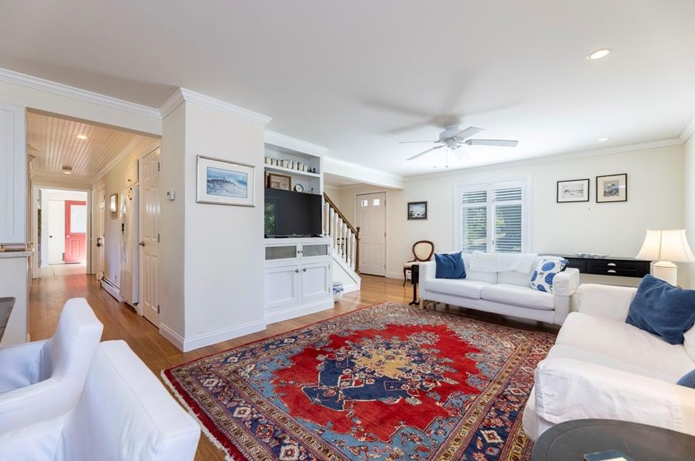 60 Cole St, Jamestown RI  02835-1326 exterior