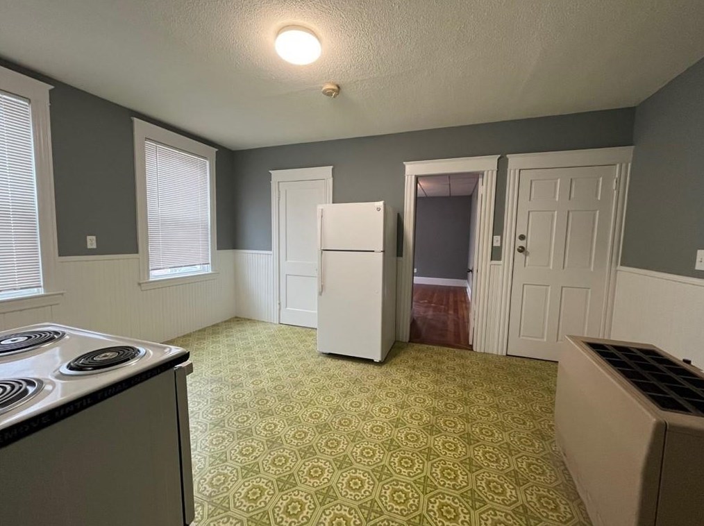 11 Roma St, Bristol RI  02809-3428 exterior