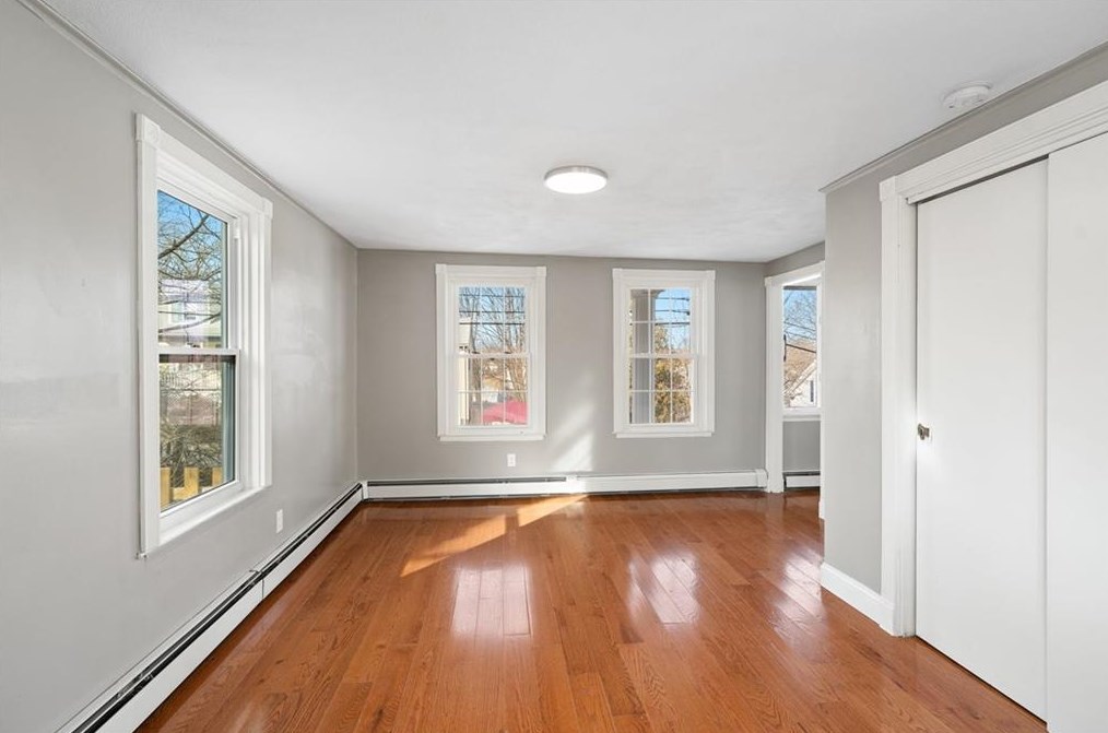 32 Potter Ave, West Warwick RI  02893-4611 exterior