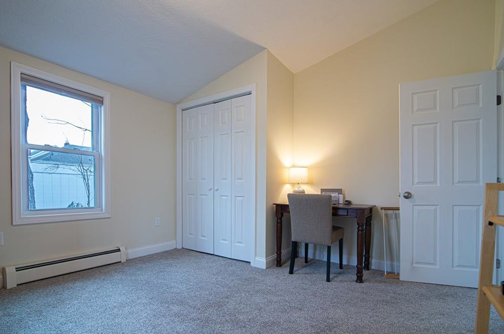 50 Tower Ave, East Providence RI  02914-3330 exterior