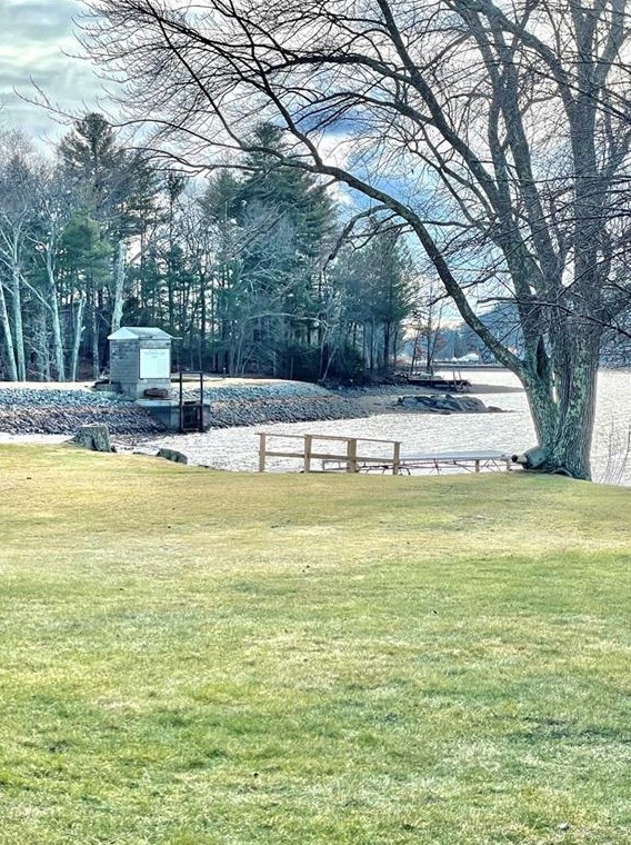720 Putnam Pike, Smithfield RI  02828-1448 exterior