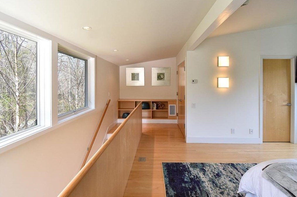 75 Blueberry Ln, Jamestown RI 02835-2901 exterior