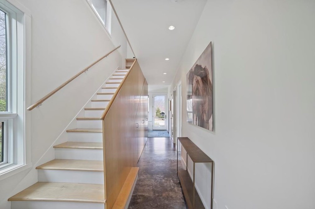 75 Blueberry Ln, Jamestown RI 02835-2901 exterior