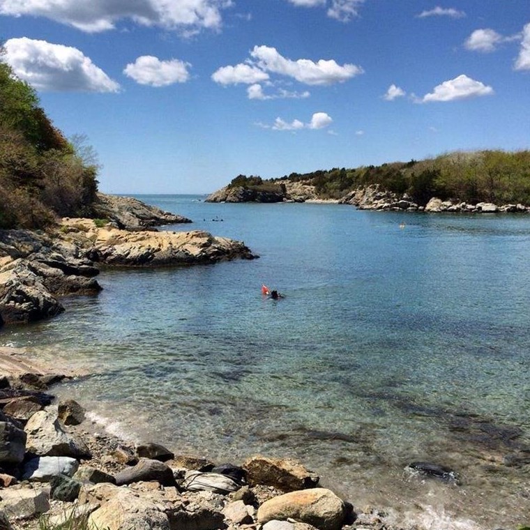 75 Blueberry Ln, Jamestown RI 02835-2901 exterior