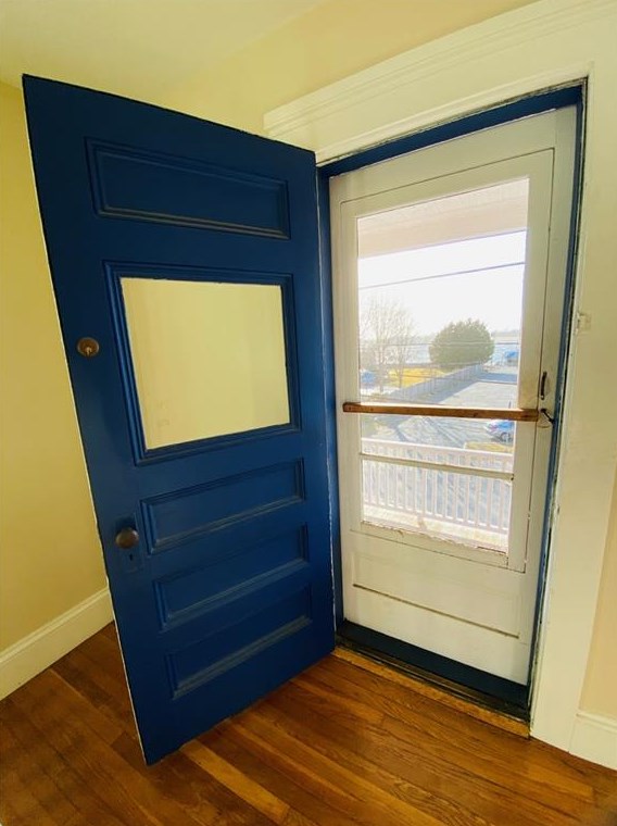 410 Thames St, Bristol RI  02809-1932 exterior