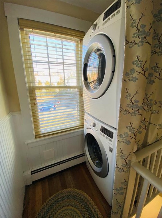 410 Thames St, Bristol RI  02809-1932 exterior