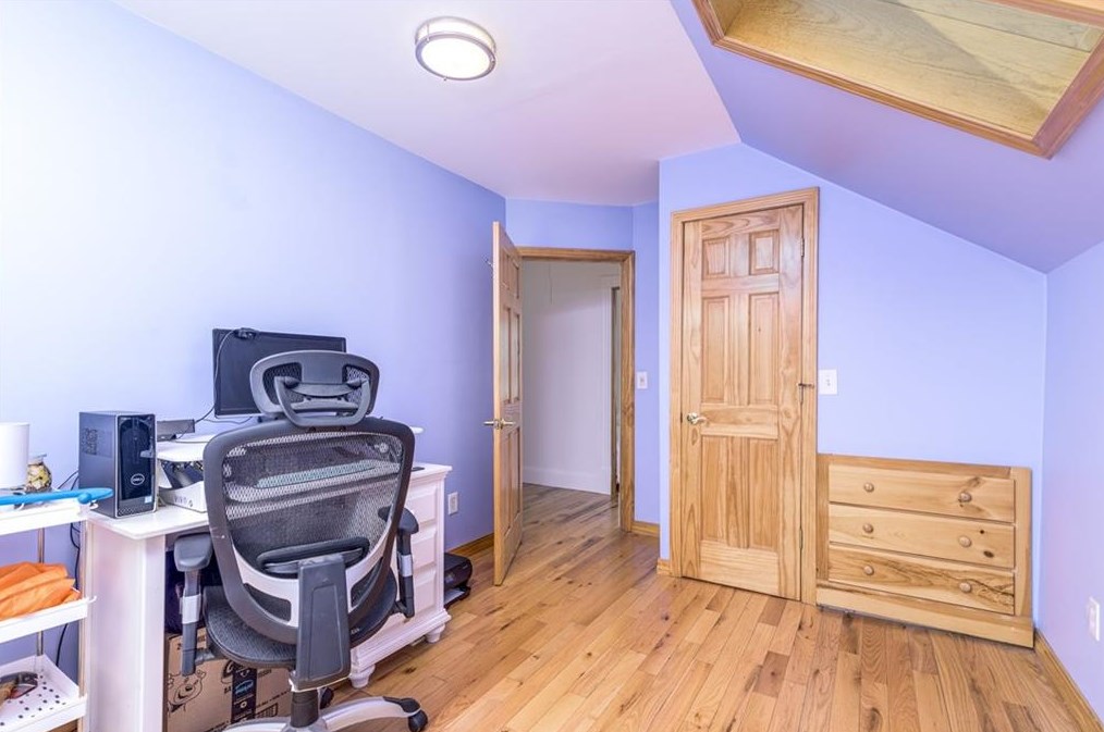 5 Columbia Ave, Jamestown RI  02835-1307 exterior