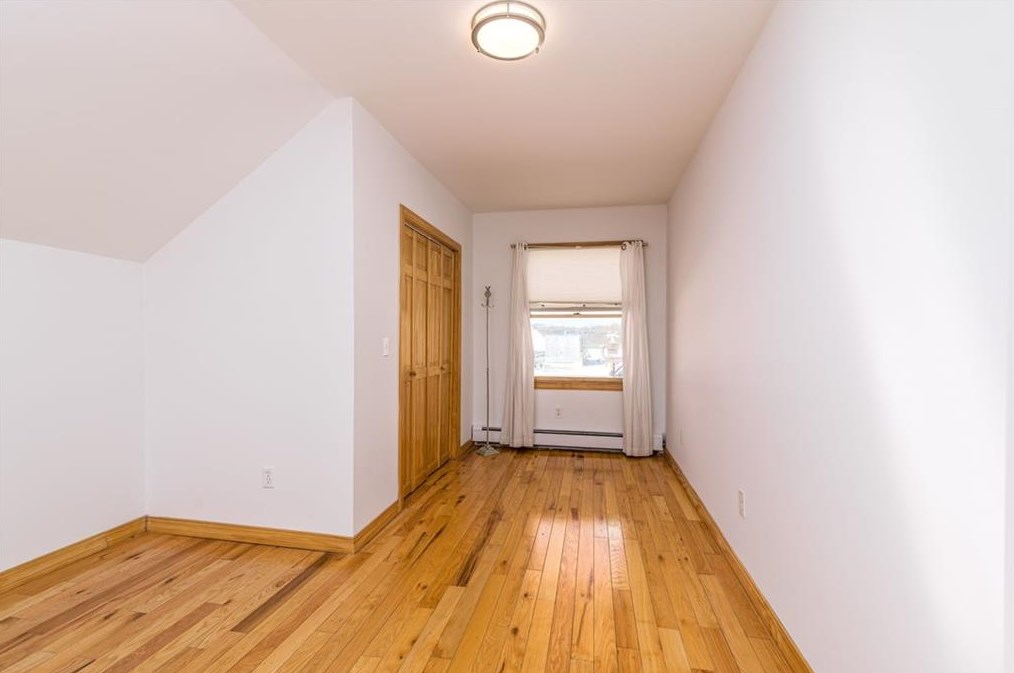 5 Columbia Ave, Jamestown RI  02835-1307 exterior