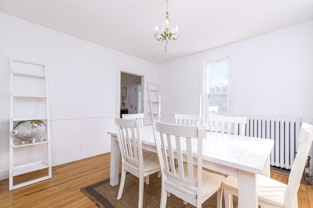 5 Columbia Ave, Jamestown RI  02835-1307 exterior