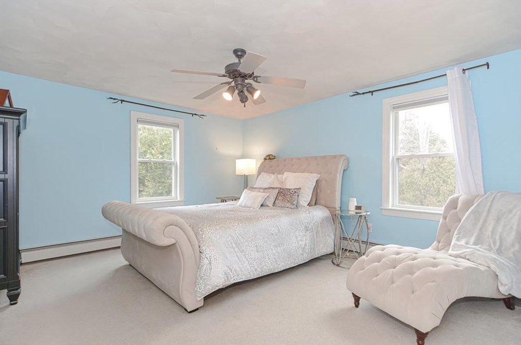 107 Woodlawn Ave, Bristol RI  02809-3016 exterior