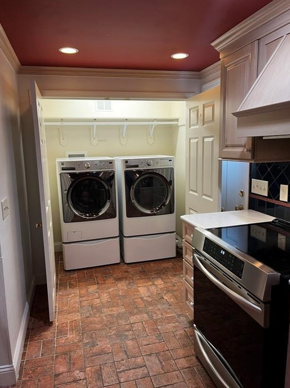 198 Richmond Townhouse Rd, Richmond RI  02812-1038 exterior